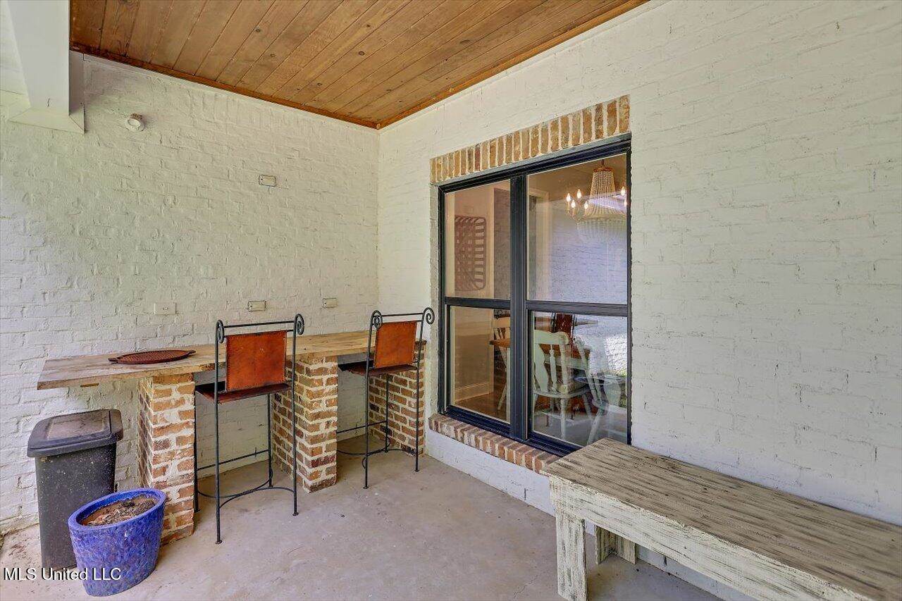 104 Pine Hill Circle, Florence, MS 39073