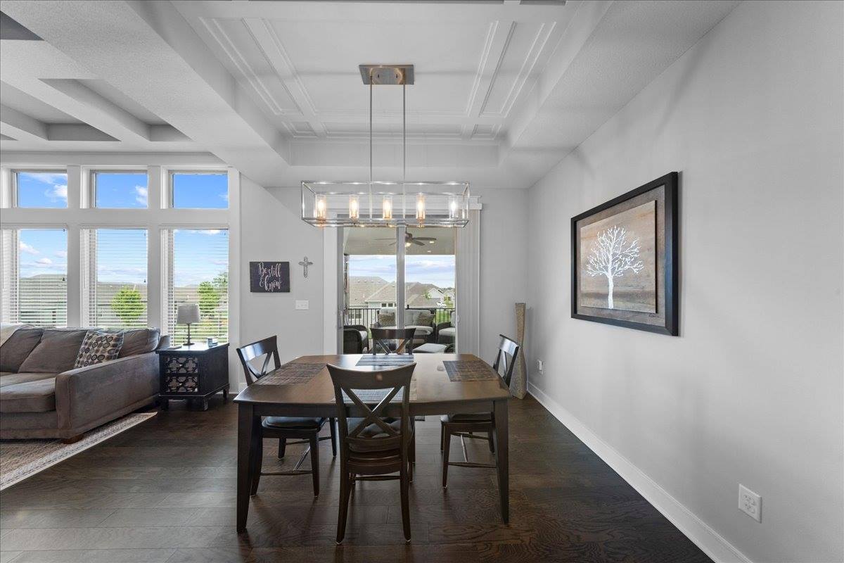 21736 W 116th Place, Olathe, KS 66061