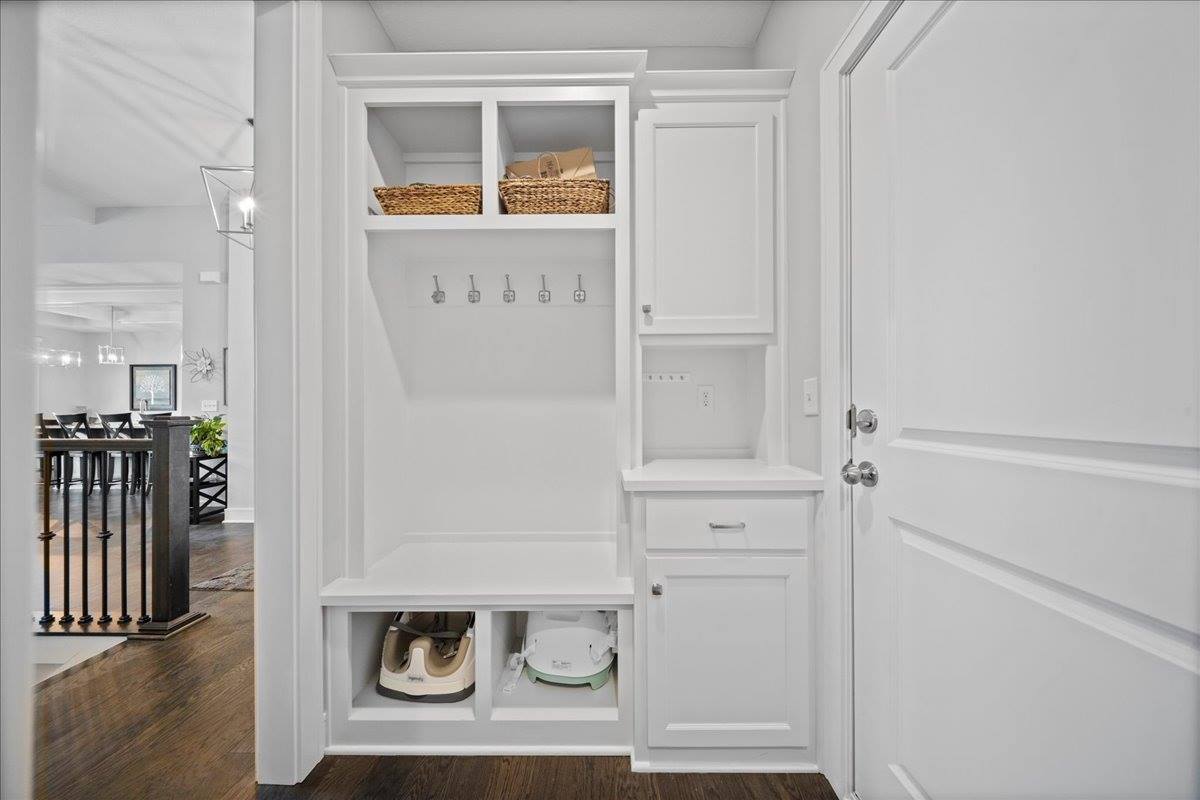 21736 W 116th Place, Olathe, KS 66061