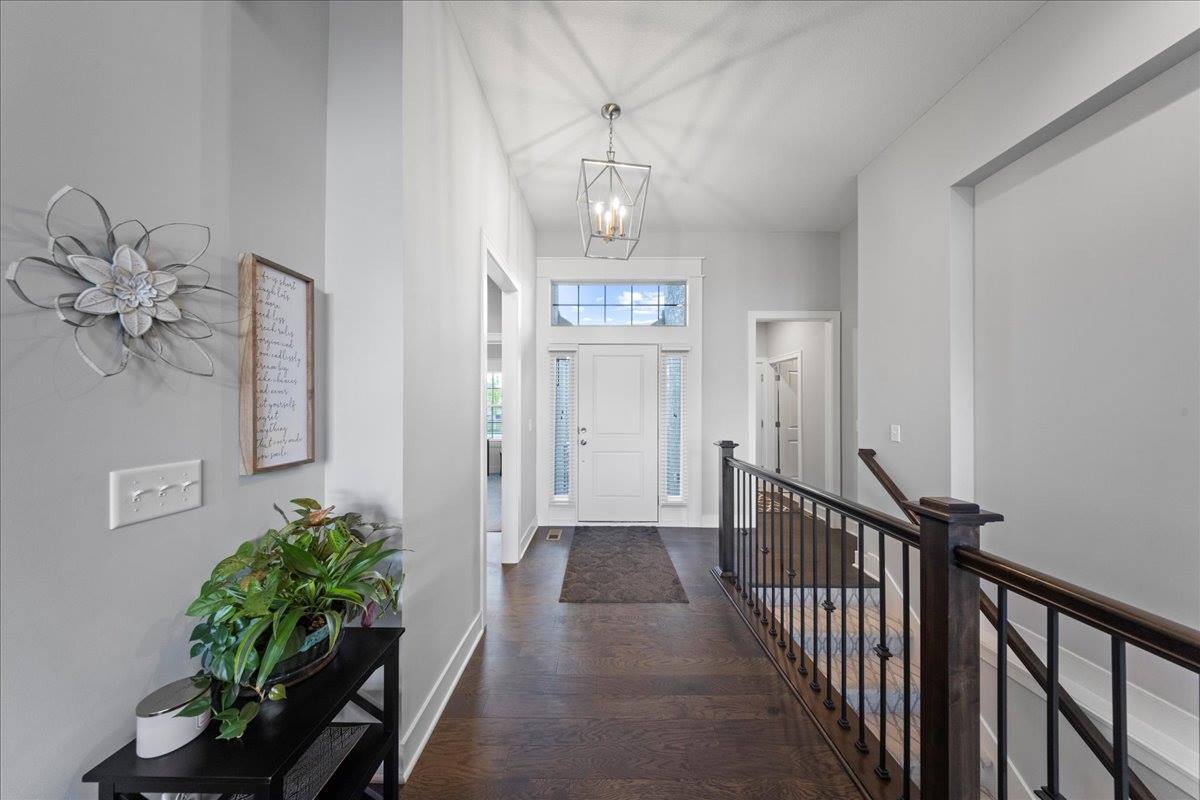 21736 W 116th Place, Olathe, KS 66061