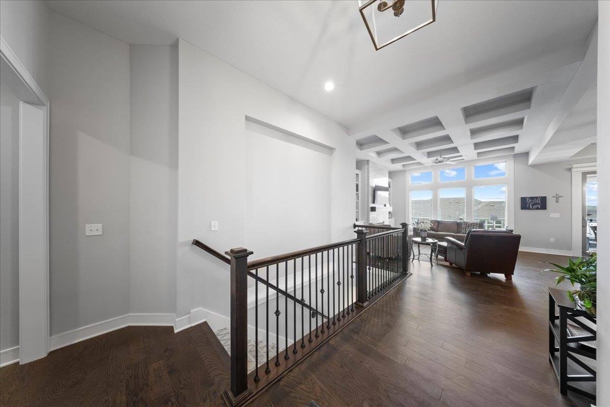 21736 W 116th Place, Olathe, KS 66061