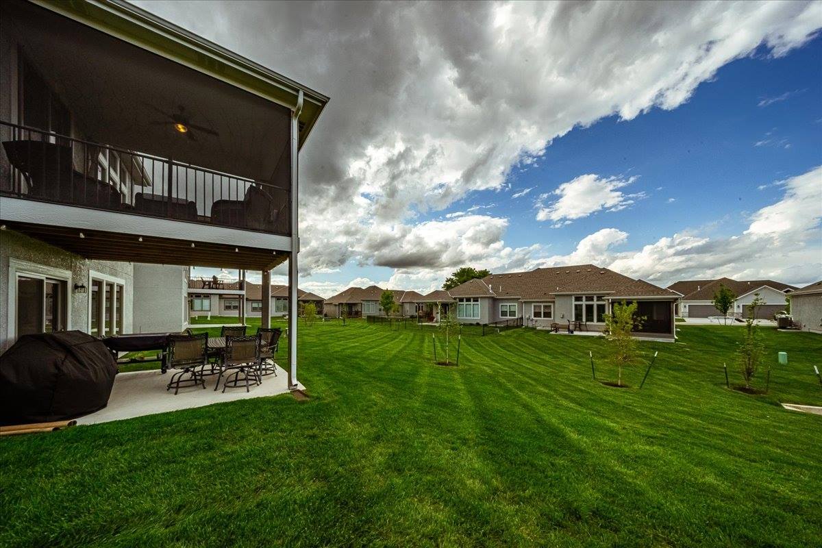 21736 W 116th Place, Olathe, KS 66061