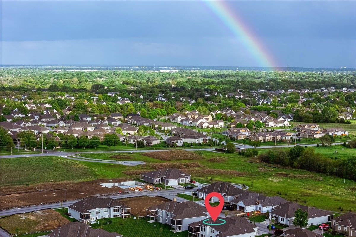 21736 W 116th Place, Olathe, KS 66061