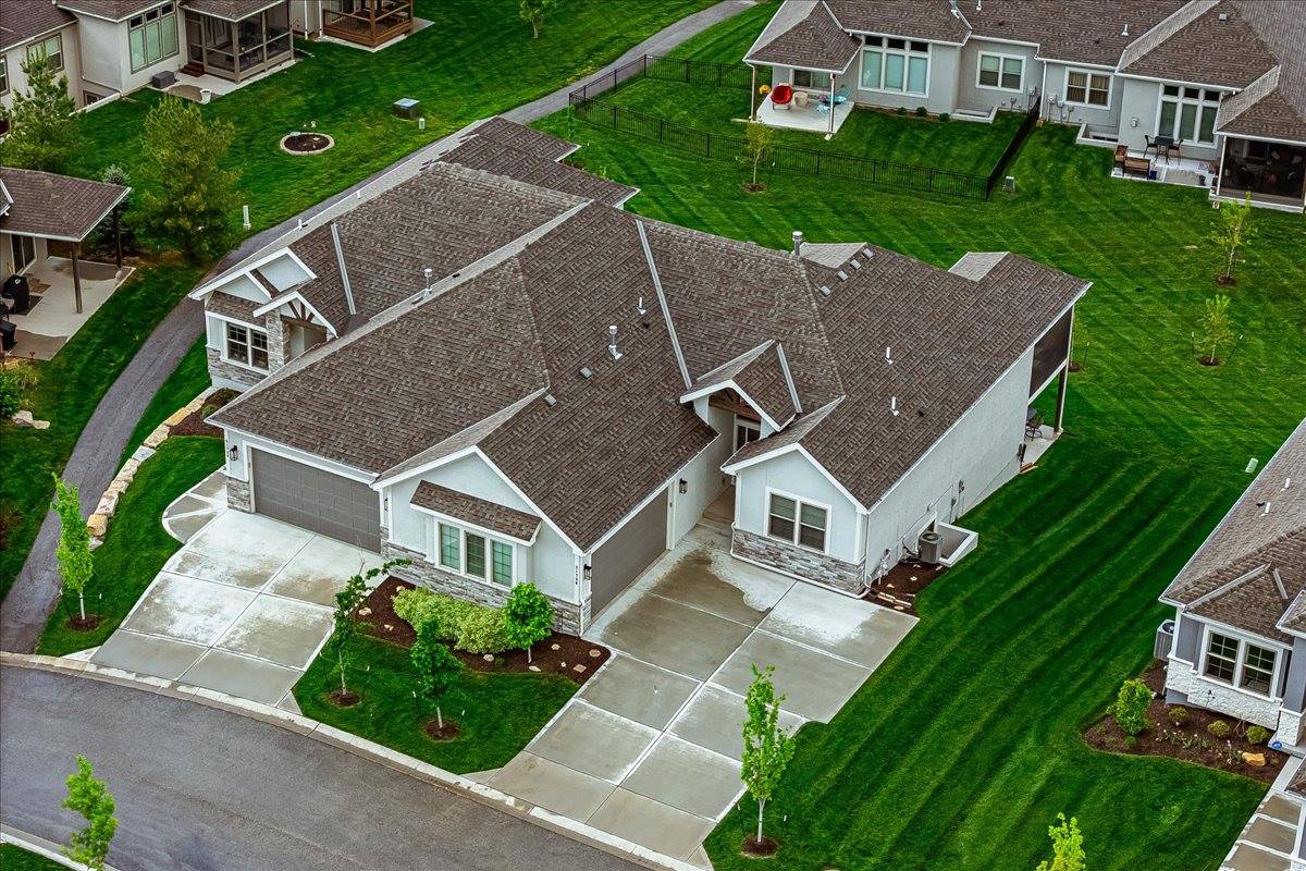 21736 W 116th Place, Olathe, KS 66061