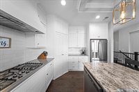 21736 W 116th Place, Olathe, KS 66061