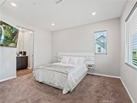 27004 Trail View Ln., Valencia, CA 91381