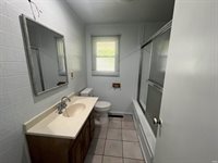 1130 N Bittersweet Lane, Muncie, IN 47304