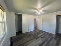 1130 N Bittersweet Lane, Muncie, IN 47304