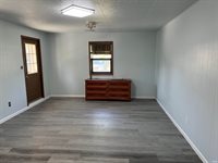 1130 N Bittersweet Lane, Muncie, IN 47304