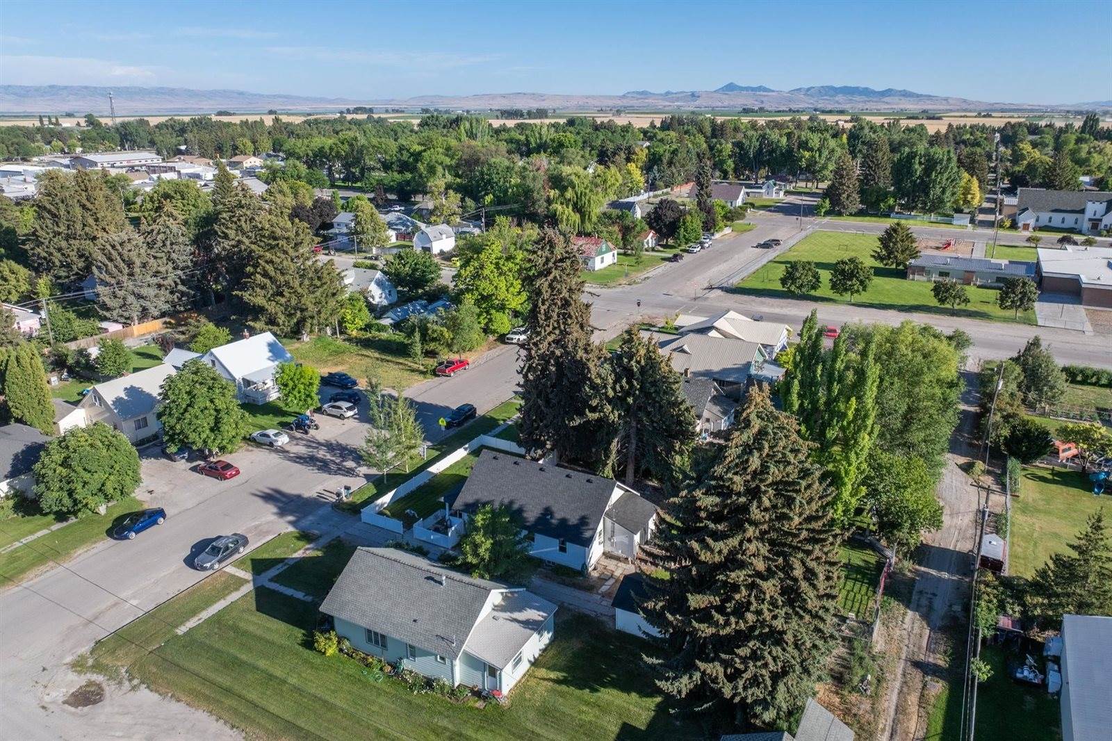 65 N 3rd W, Aberdeen, ID 83210