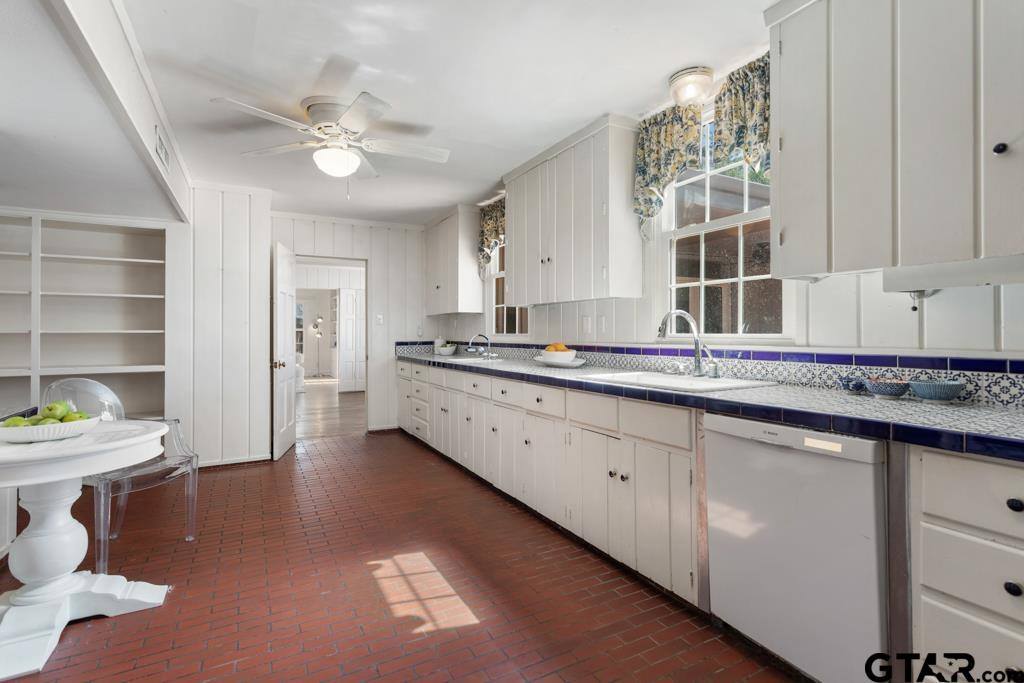 2318 S Chilton Ave, Tyler, TX 75701