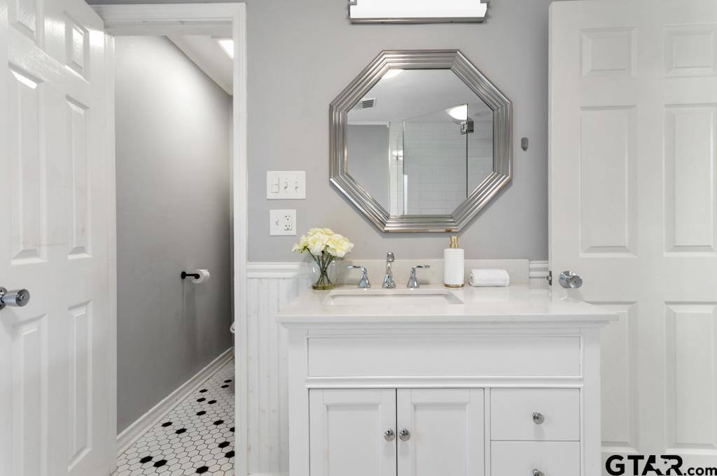 2318 S Chilton Ave, Tyler, TX 75701