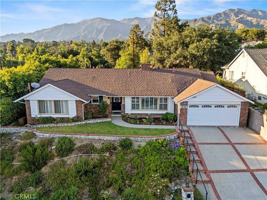 2135 Tondolea Lane, La Canada Flintridge, CA 91011
