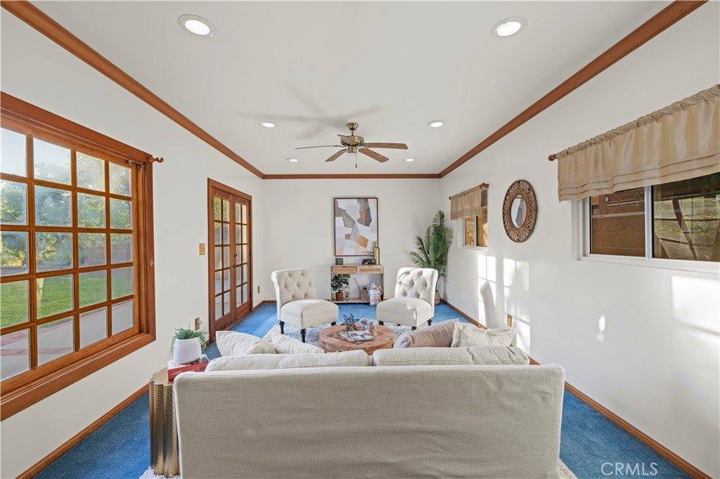 2135 Tondolea Lane, La Canada Flintridge, CA 91011