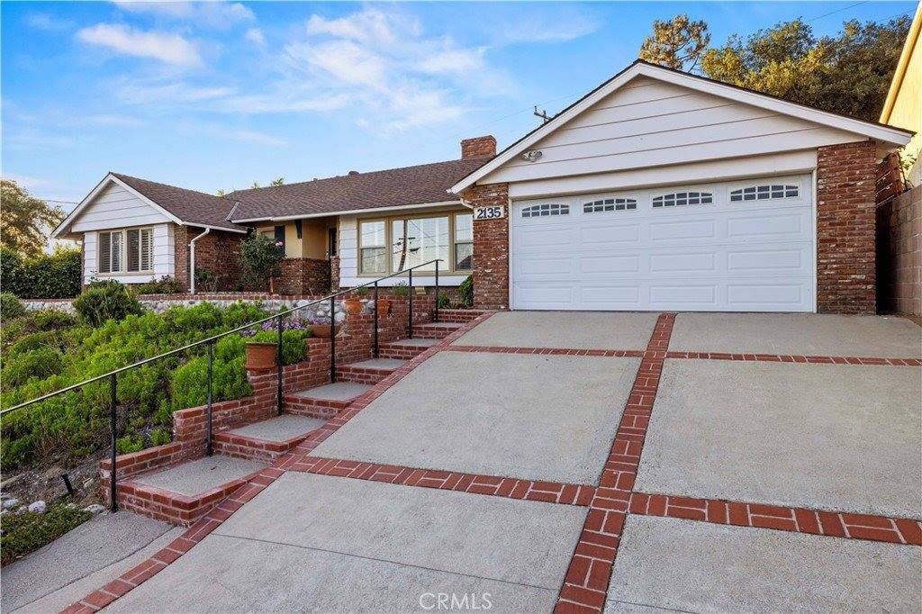 2135 Tondolea Lane, La Canada Flintridge, CA 91011