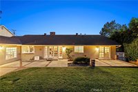 2135 Tondolea Lane, La Canada Flintridge, CA 91011