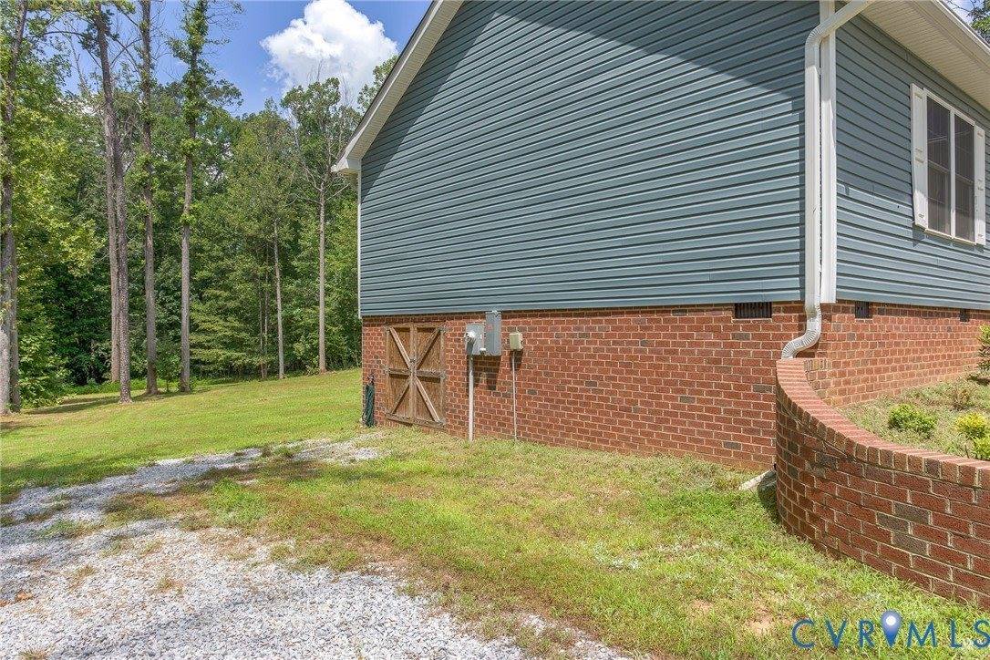 7470 Silver Maple Drive, Amelia County, VA 23083