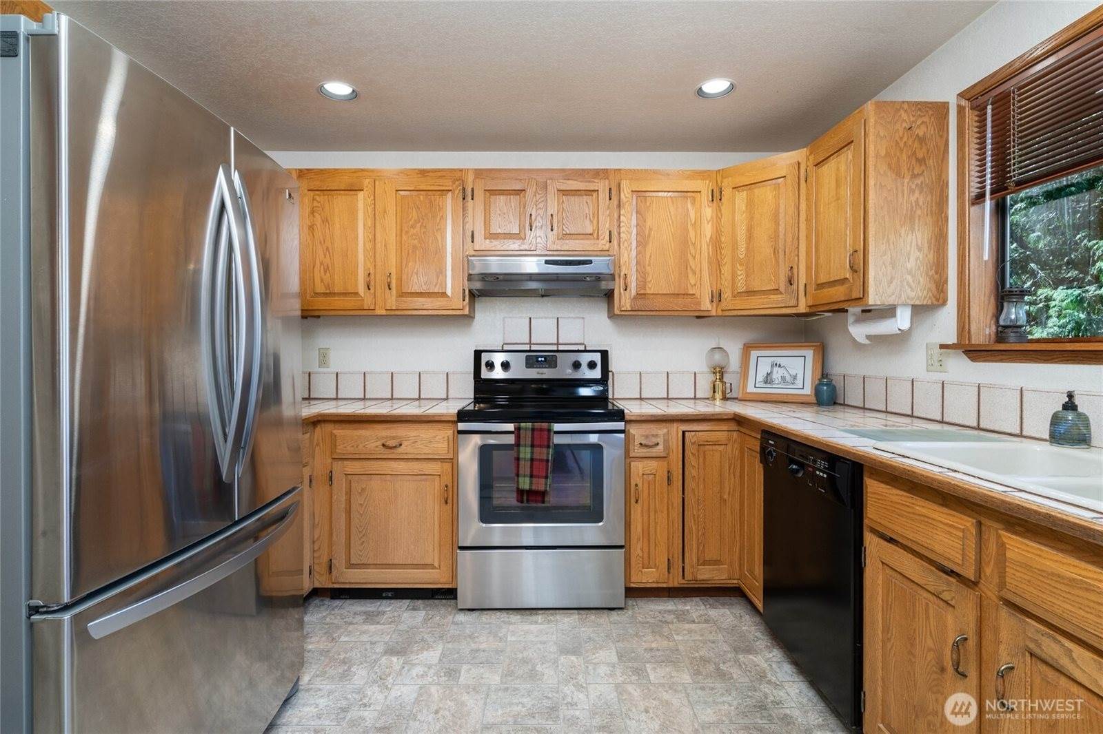 782 Lillooet Court, La Conner, WA 98257