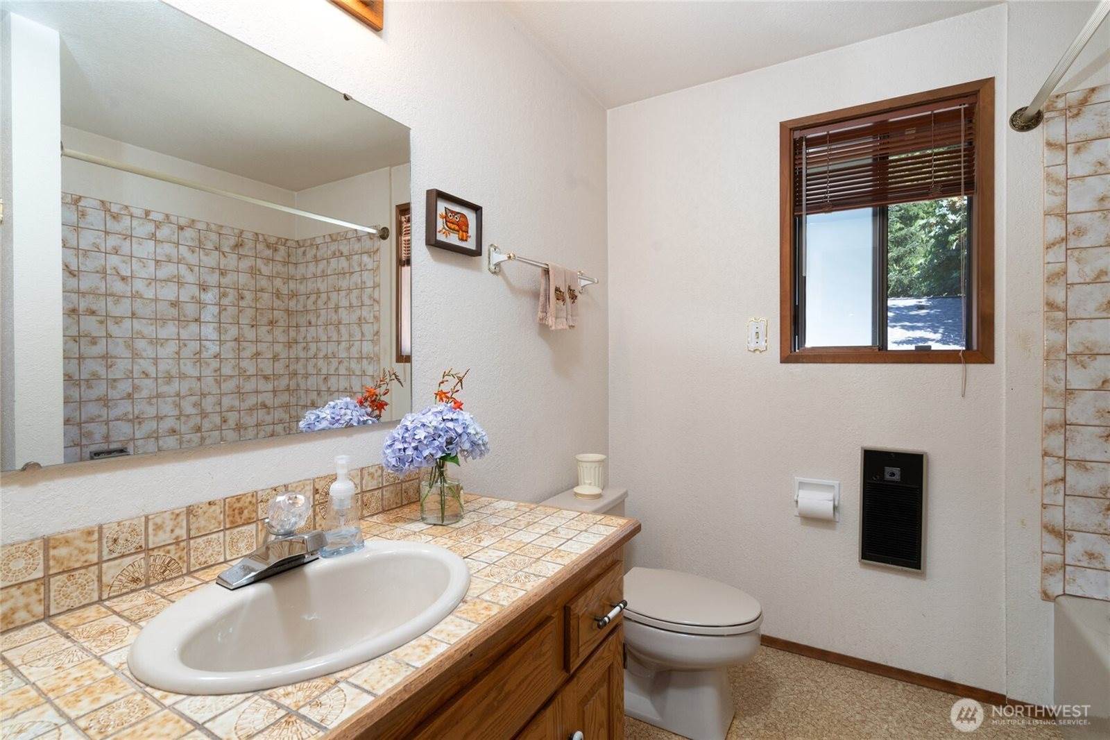 782 Lillooet Court, La Conner, WA 98257