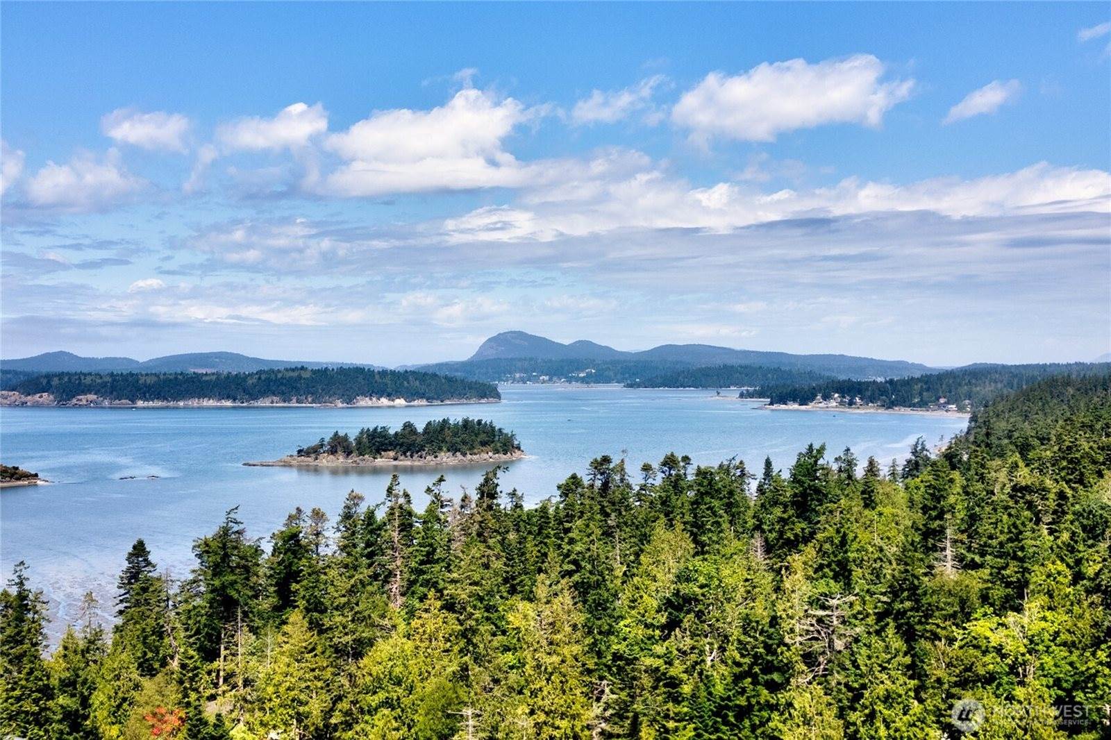 782 Lillooet Court, La Conner, WA 98257