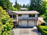 782 Lillooet Court, La Conner, WA 98257