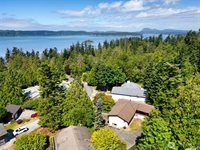 782 Lillooet Court, La Conner, WA 98257