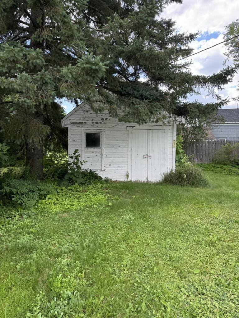 83 Hines Street, Washburn, ME 04786