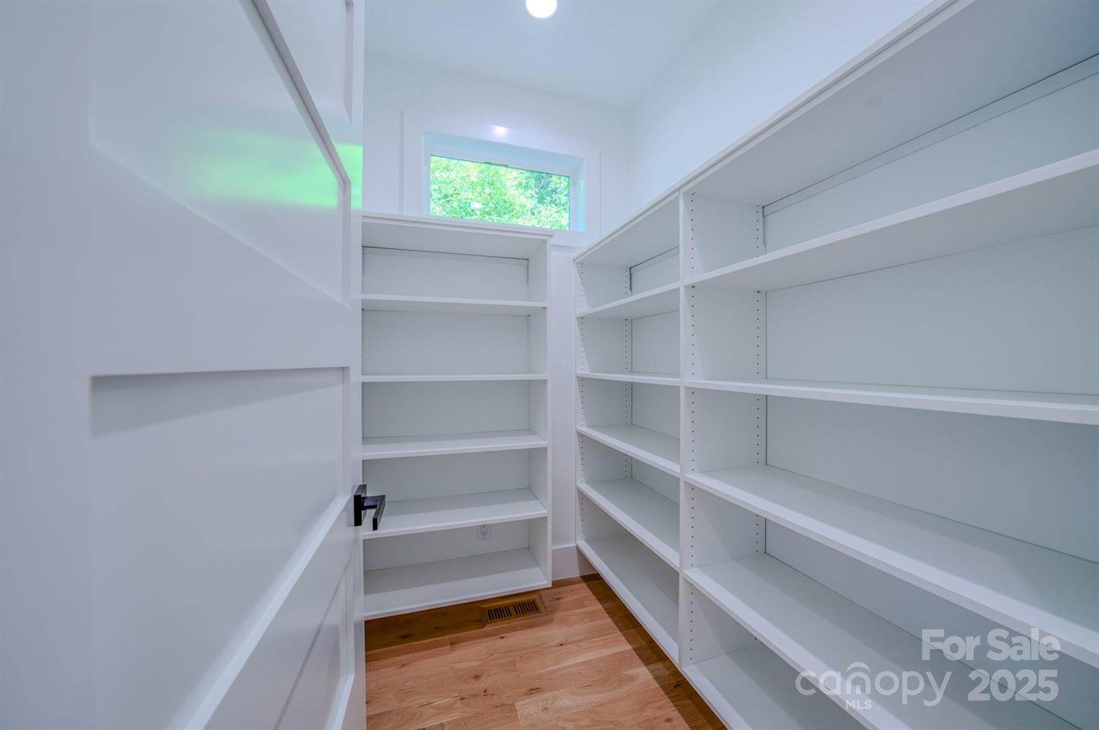 133 South Grove Street, Asheville, NC 28801