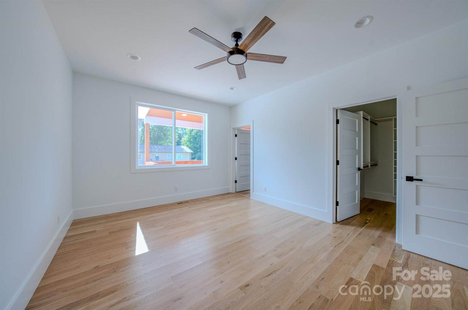 133 South Grove Street, Asheville, NC 28801