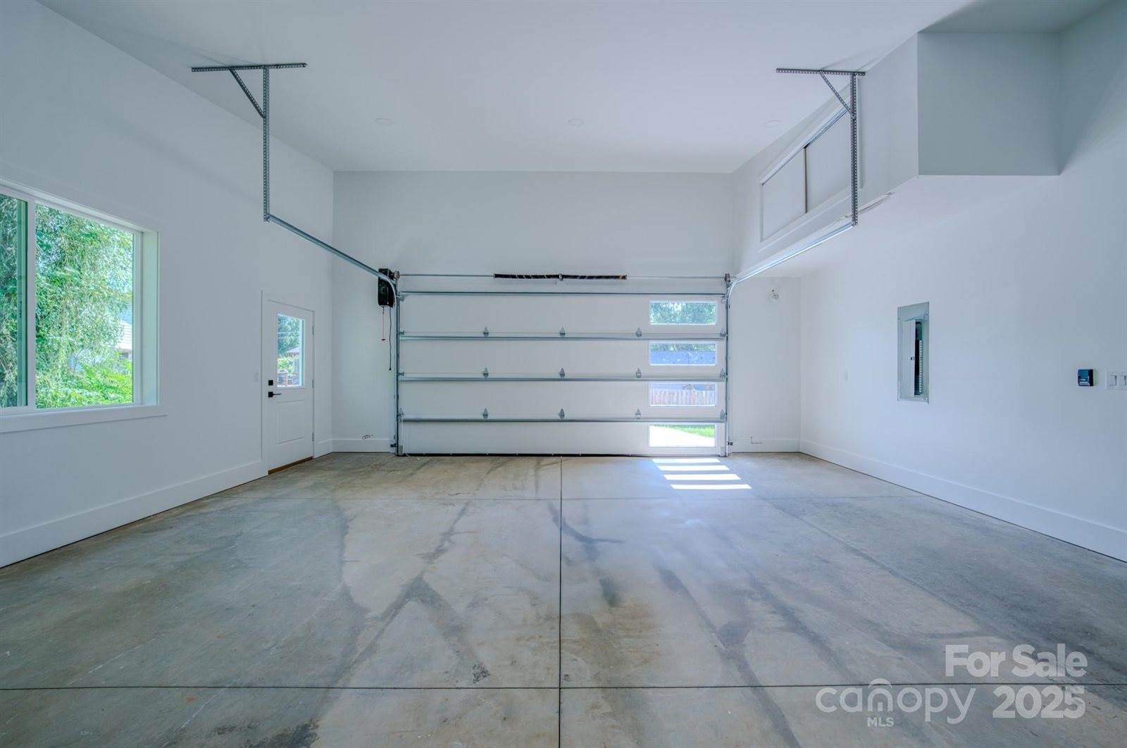 133 South Grove Street, Asheville, NC 28801