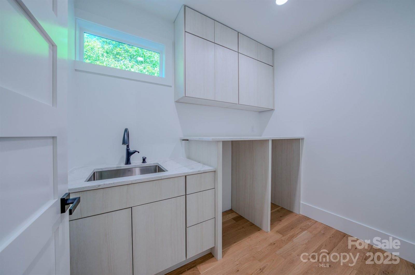 133 South Grove Street, Asheville, NC 28801