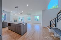 133 South Grove Street, Asheville, NC 28801