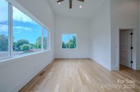 133 South Grove Street, Asheville, NC 28801