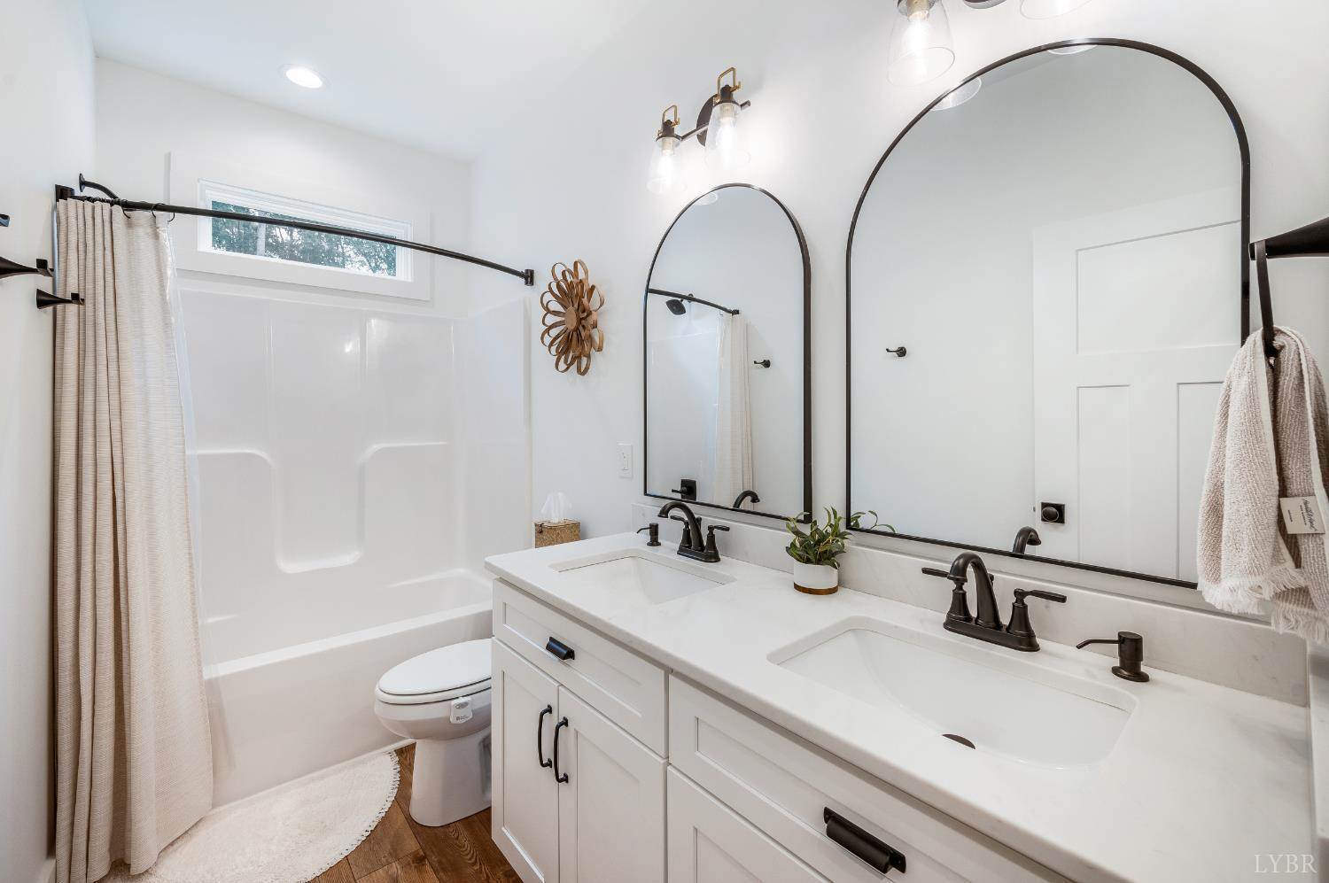 2262 Hooper Road, Forest, VA 24551