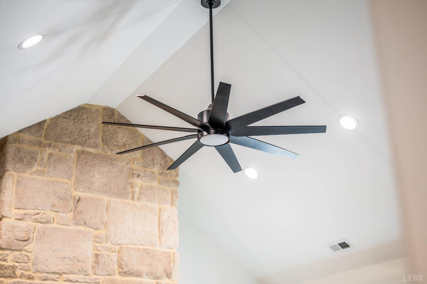 2262 Hooper Road, Forest, VA 24551