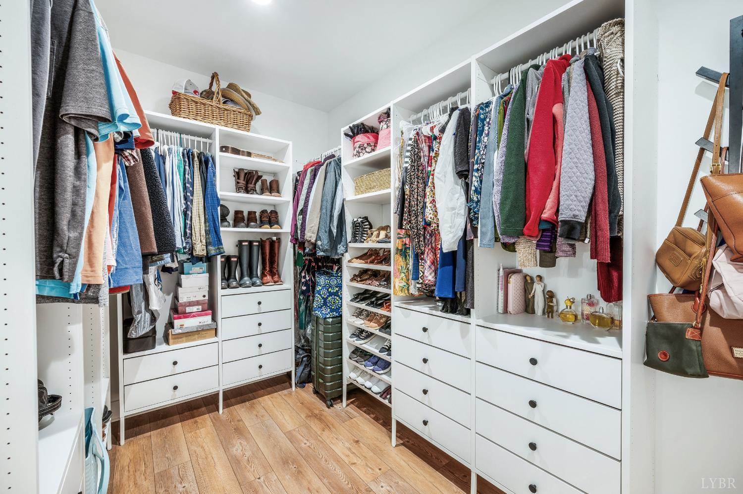 2262 Hooper Road, Forest, VA 24551