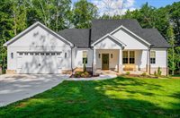 2262 Hooper Road, Forest, VA 24551