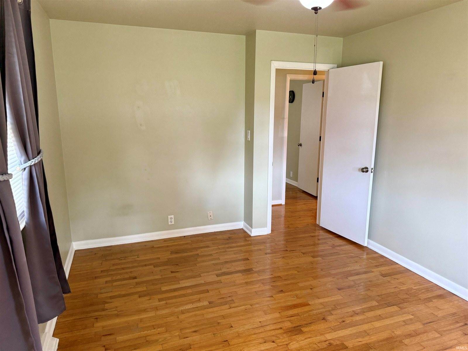 1212 N Wildwood Lane, Muncie, IN 47304