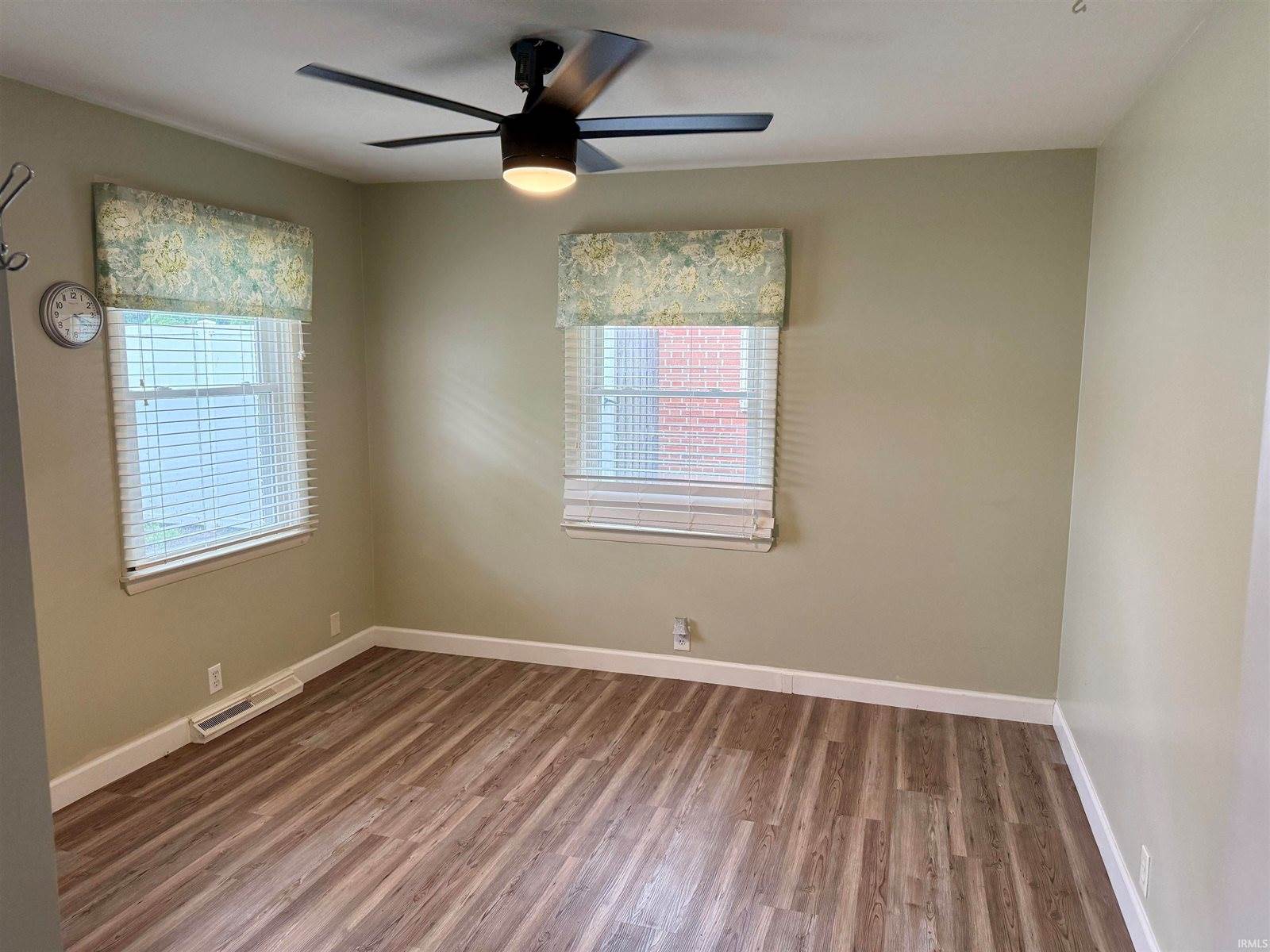 1212 N Wildwood Lane, Muncie, IN 47304