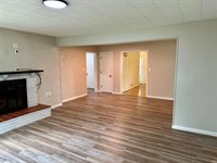 1212 N Wildwood Lane, Muncie, IN 47304