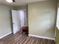 1212 N Wildwood Lane, Muncie, IN 47304