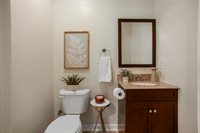 6414 W 82nd St, Overland Park, KS 66203