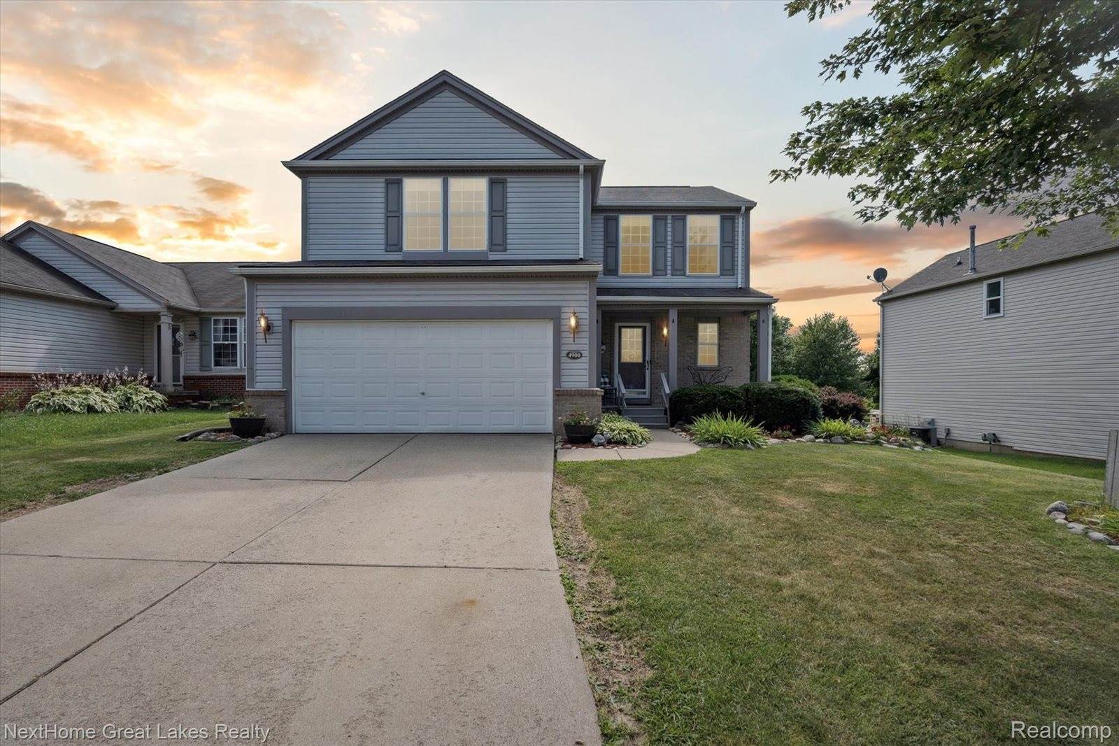 4900 Meadow Crest Circle, Holly, MI 48442