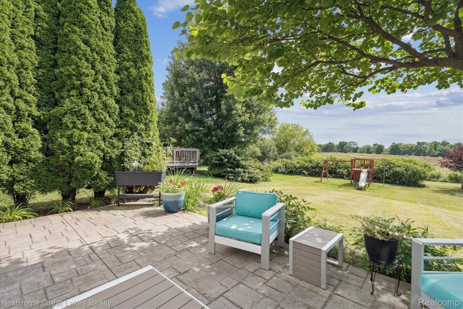 4900 Meadow Crest Circle, Holly, MI 48442