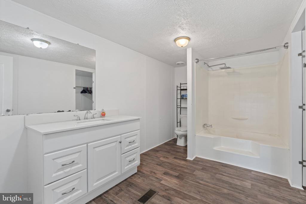 2517 Woodyard Road, Harrington, DE 19952