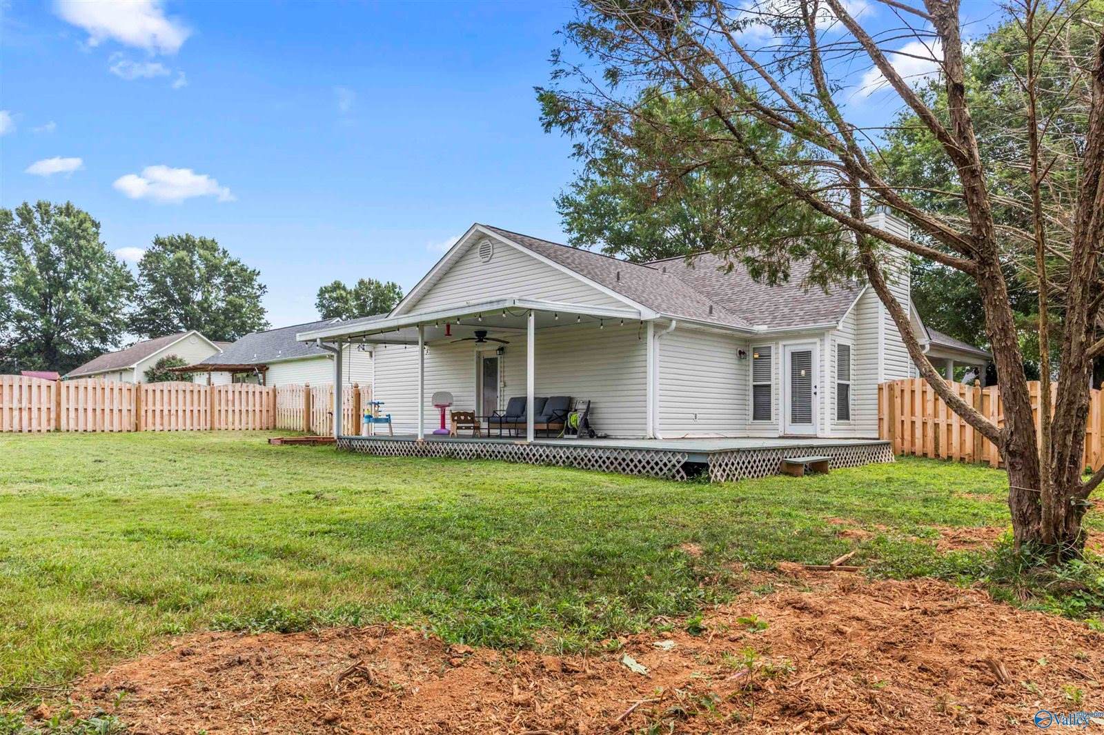220 Tanner Point Drive, New Market, AL 35761