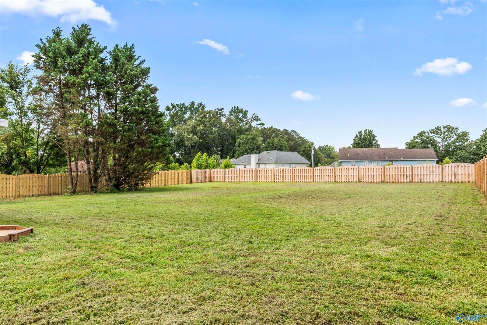 220 Tanner Point Drive, New Market, AL 35761