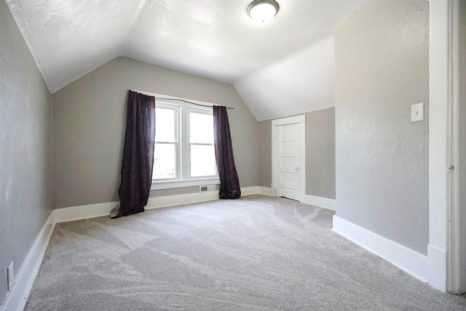 1615 South 7TH Street, Council Bluffs, IA 51501