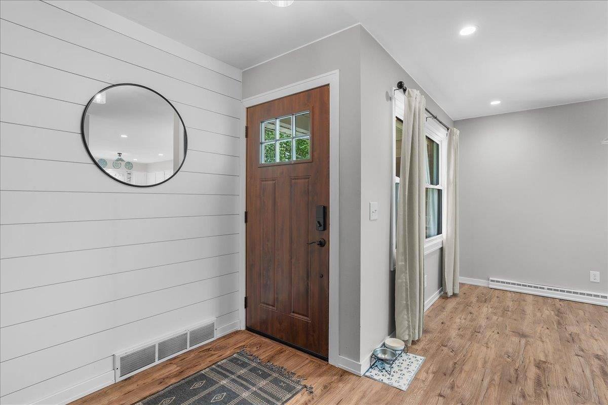 416 W Leonhard Street, Marshfield, WI 54449