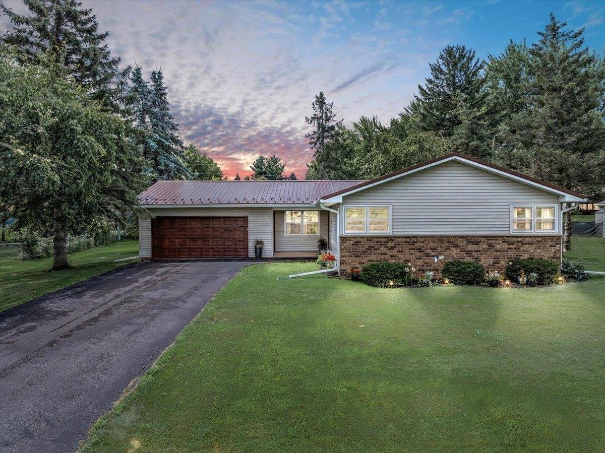 416 W Leonhard Street, Marshfield, WI 54449